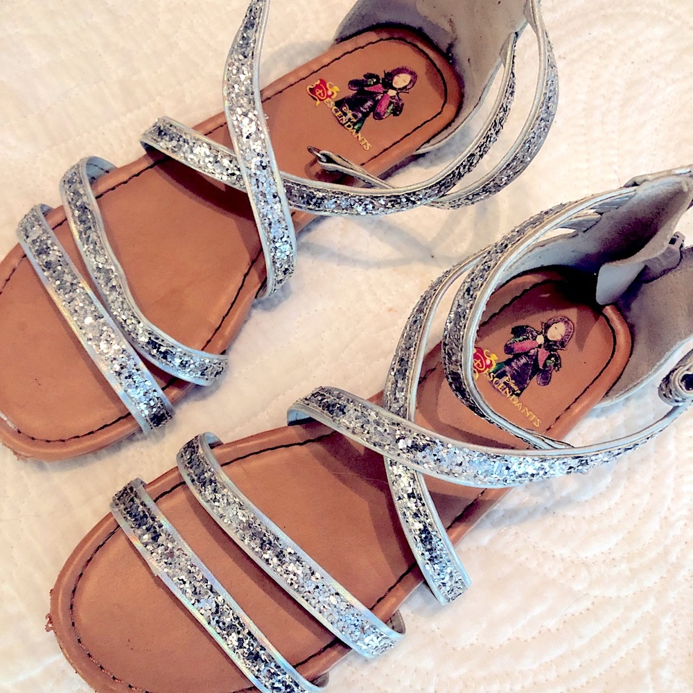 Disney Descendants silver glitter girls sandals size 2